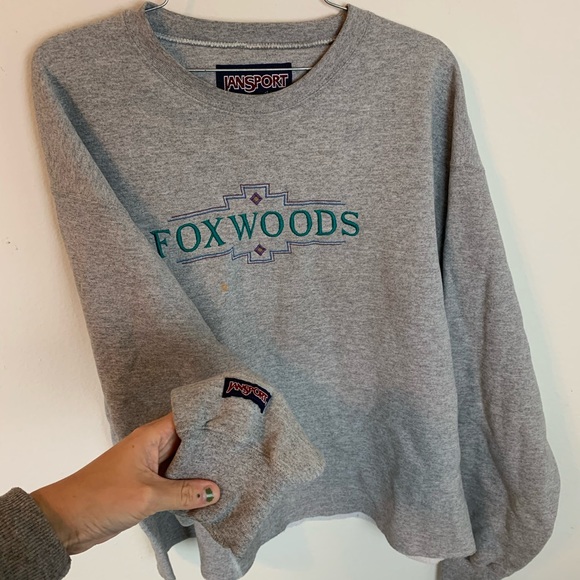 Vintage Embroidered Sweater Crop - Picture 3 of 5